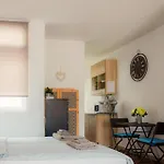 דירה Island Village Paradise By Altamarhomes *
