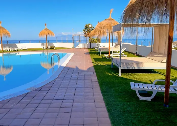 Апартаменты Island Village Paradise By Altamarhomes Адехе