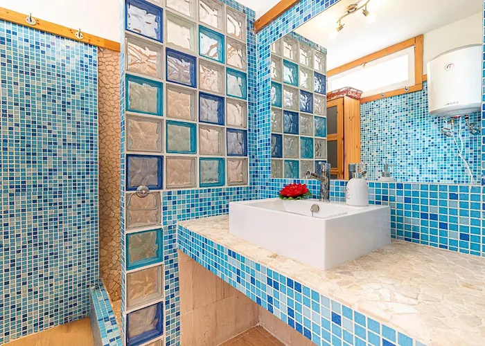 Island Village Paradise By Altamarhomes Адехе